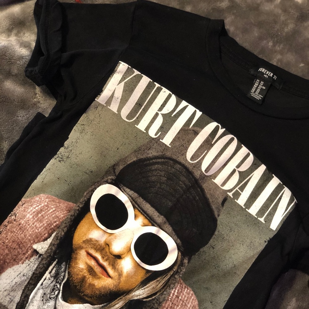 kurt cobain nirvana tee shirt xs